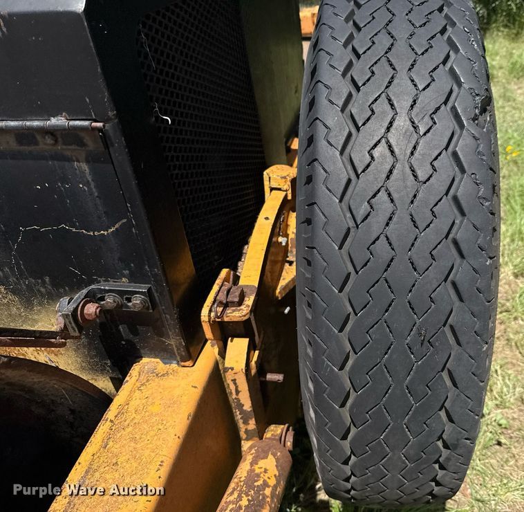 image for item DX5654 Ferguson 46 double drum roller