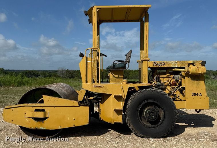 image for item DX5655 RayGo Rustler 304-A single drum roller