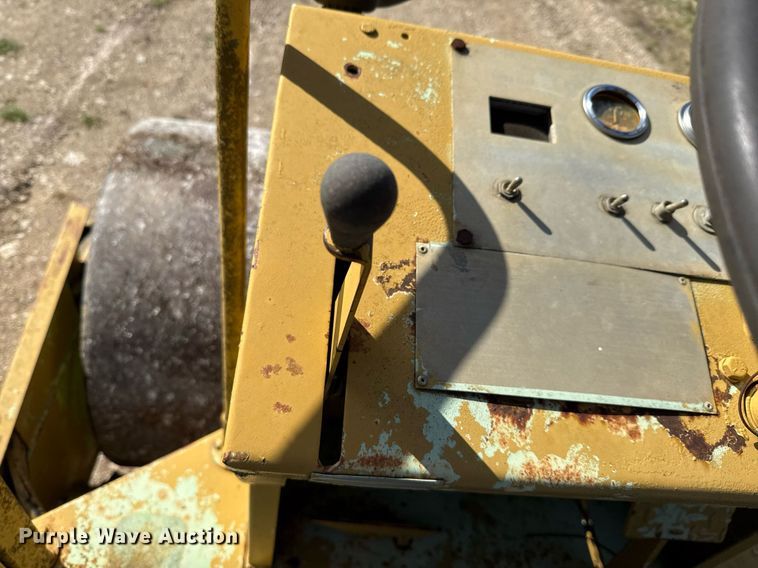 image for item DX5655 RayGo Rustler 304-A single drum roller