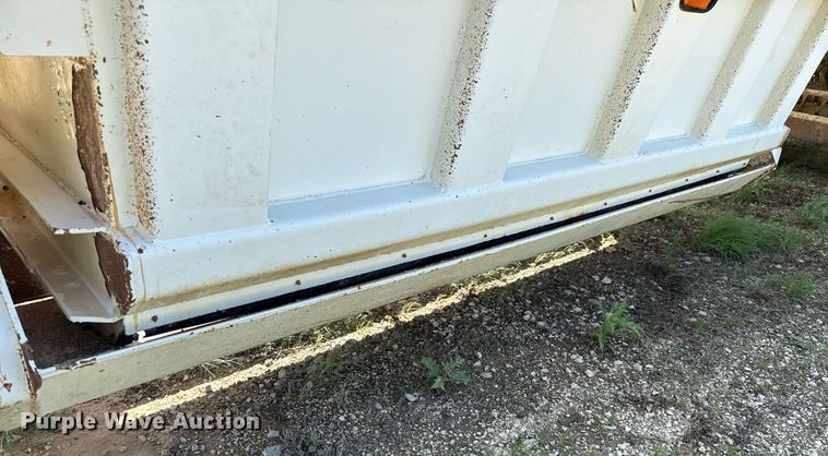 image for item DX5661 2005 CPS SBD-240 bottom dump trailer