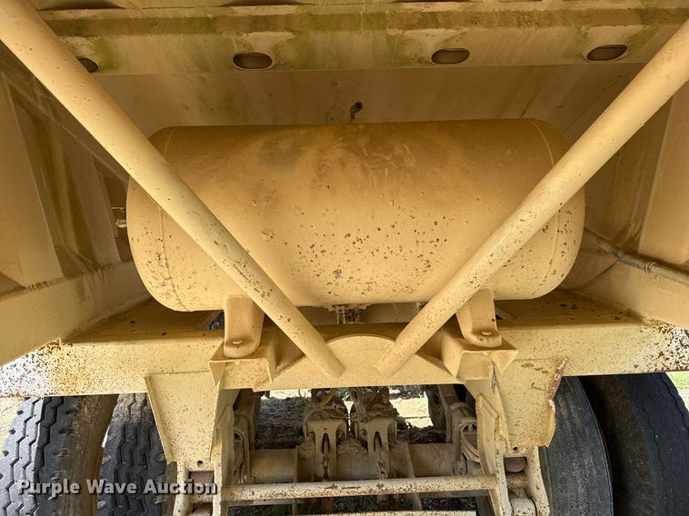 image for item DX5661 2005 CPS SBD-240 bottom dump trailer