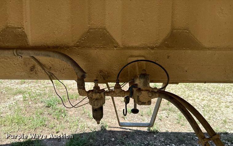 image for item DX5661 2005 CPS SBD-240 bottom dump trailer