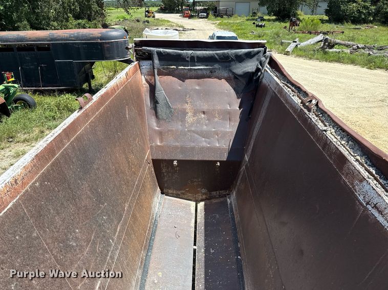 image for item DX5661 2005 CPS SBD-240 bottom dump trailer