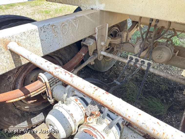 image for item DX5661 2005 CPS SBD-240 bottom dump trailer