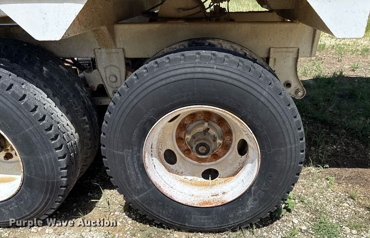 image for item DX5661 2005 CPS SBD-240 bottom dump trailer