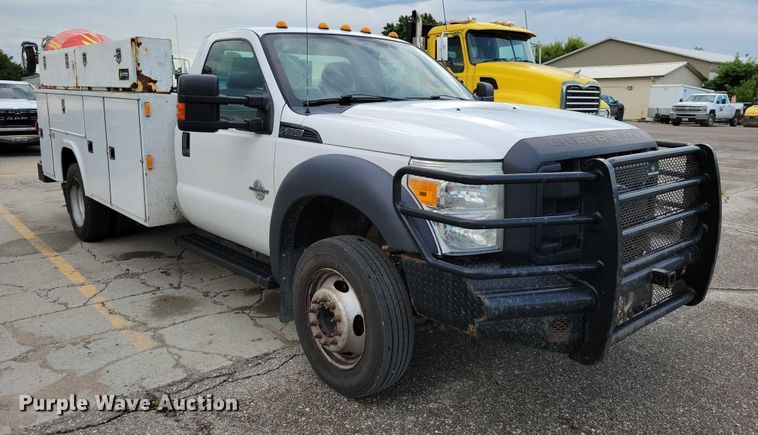 image for item DX7149 2014 Ford F550 utility / service truck