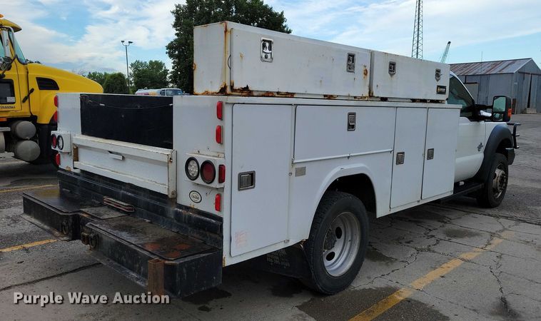 image for item DX7149 2014 Ford F550 utility / service truck