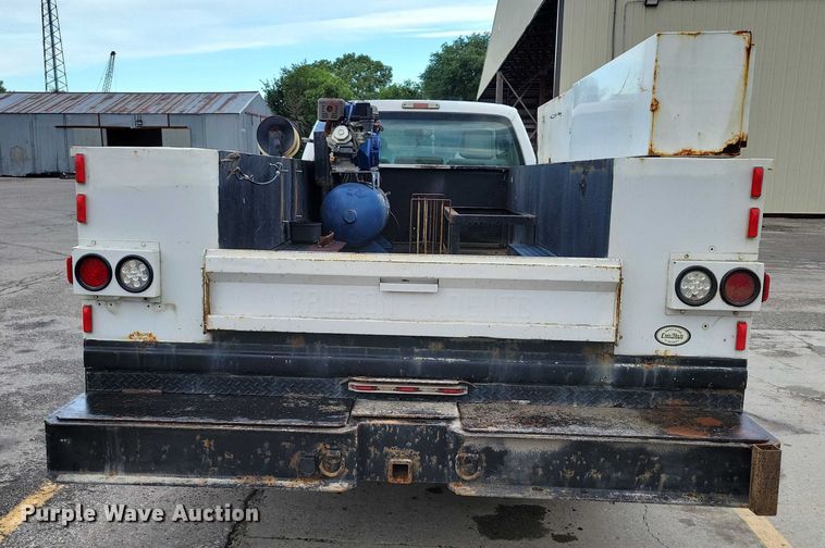 image for item DX7149 2014 Ford F550 utility / service truck