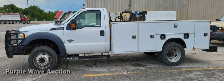 image for item DX7149 2014 Ford F550 utility / service truck
