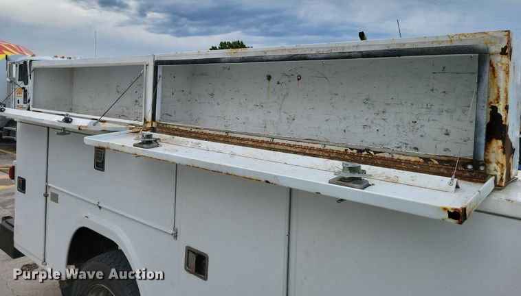 image for item DX7149 2014 Ford F550 utility / service truck