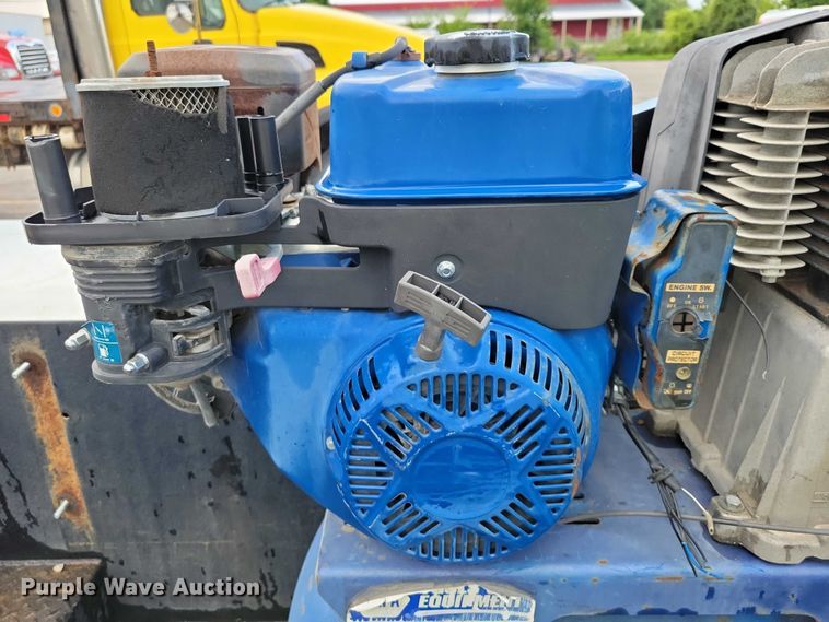 image for item DX7149 2014 Ford F550 utility / service truck