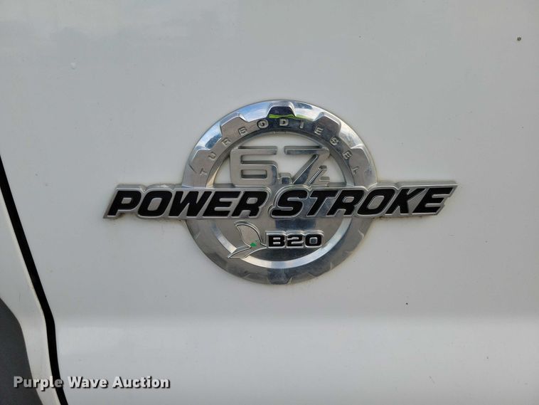 image for item DX7149 2014 Ford F550 utility / service truck