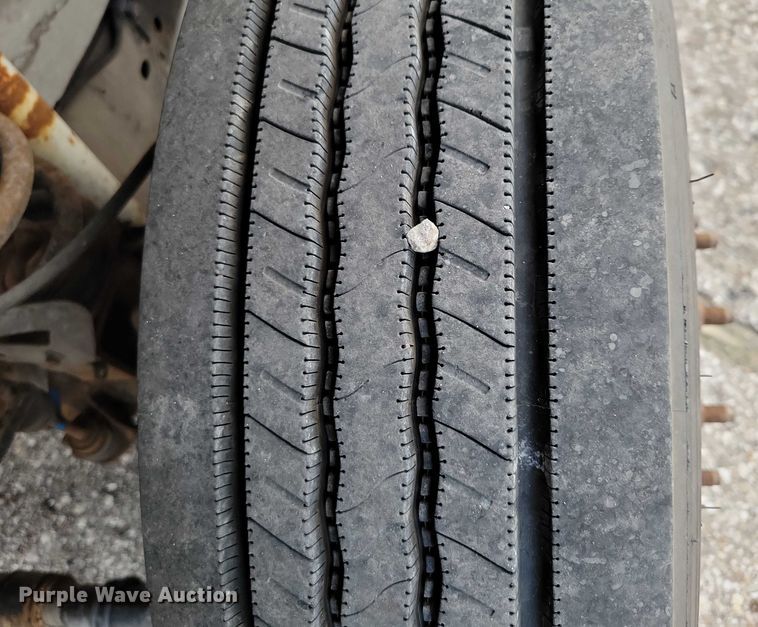 image for item DX7149 2014 Ford F550 utility / service truck