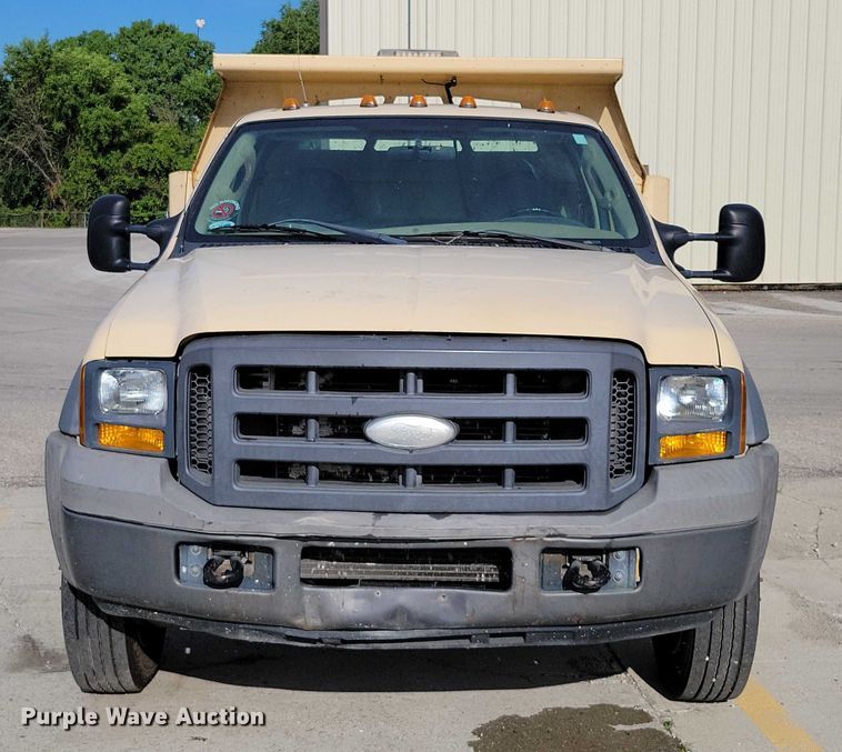 image for item DX7150 2005 Ford F550 dump truck