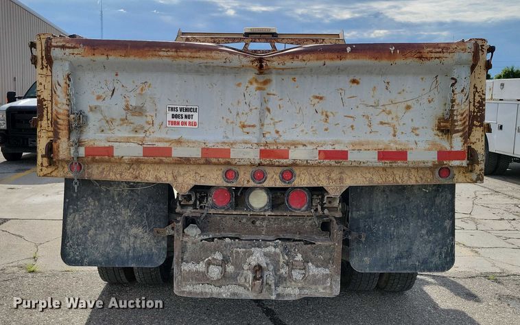 image for item DX7150 2005 Ford F550 dump truck