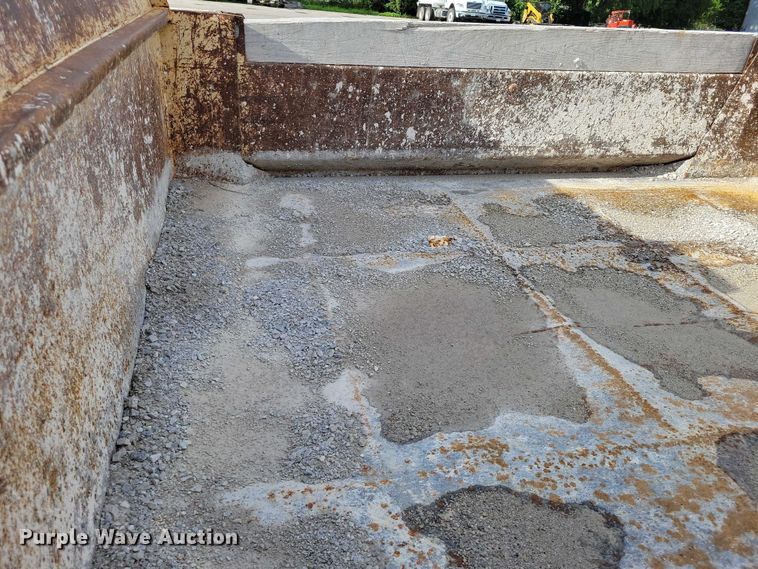 image for item DX7150 2005 Ford F550 dump truck