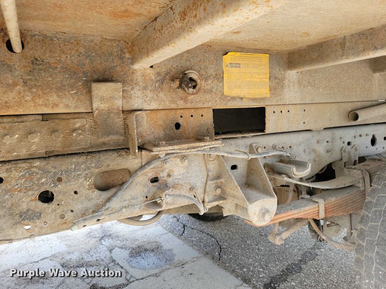 image for item DX7150 2005 Ford F550 dump truck