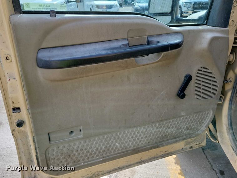 image for item DX7150 2005 Ford F550 dump truck