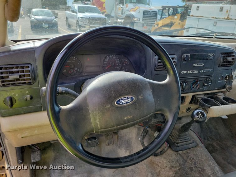 image for item DX7150 2005 Ford F550 dump truck