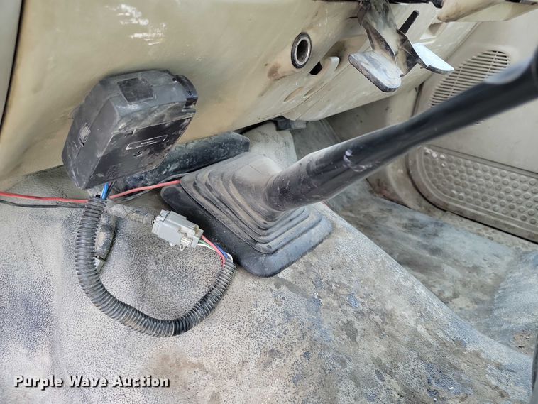 image for item DX7150 2005 Ford F550 dump truck