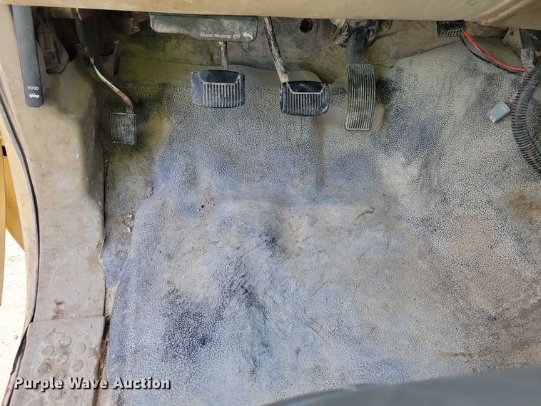 image for item DX7150 2005 Ford F550 dump truck