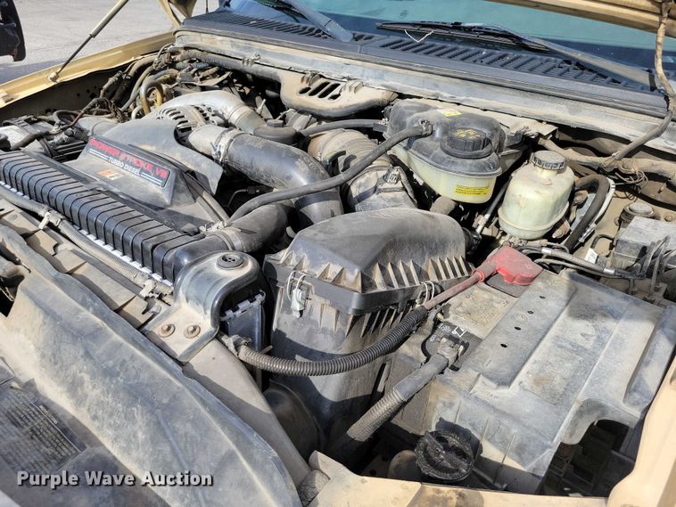 image for item DX7150 2005 Ford F550 dump truck