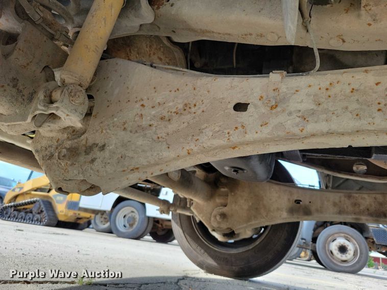 image for item DX7150 2005 Ford F550 dump truck