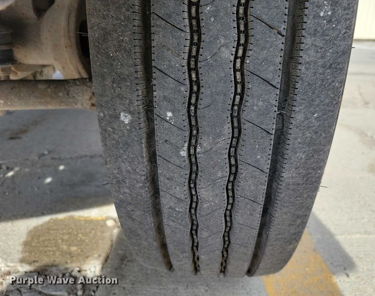 image for item DX7150 2005 Ford F550 dump truck