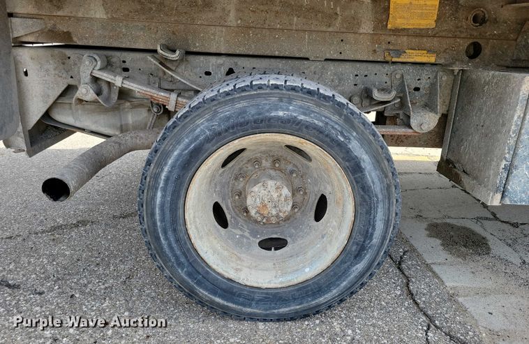 image for item DX7150 2005 Ford F550 dump truck