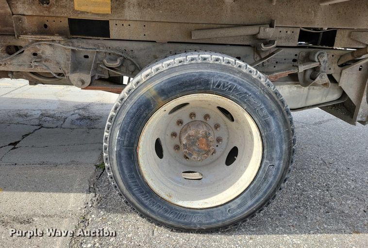 image for item DX7150 2005 Ford F550 dump truck