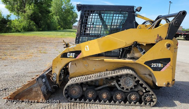 image for item DX7152 2009 Caterpillar 257B2 tracked skid steer loader