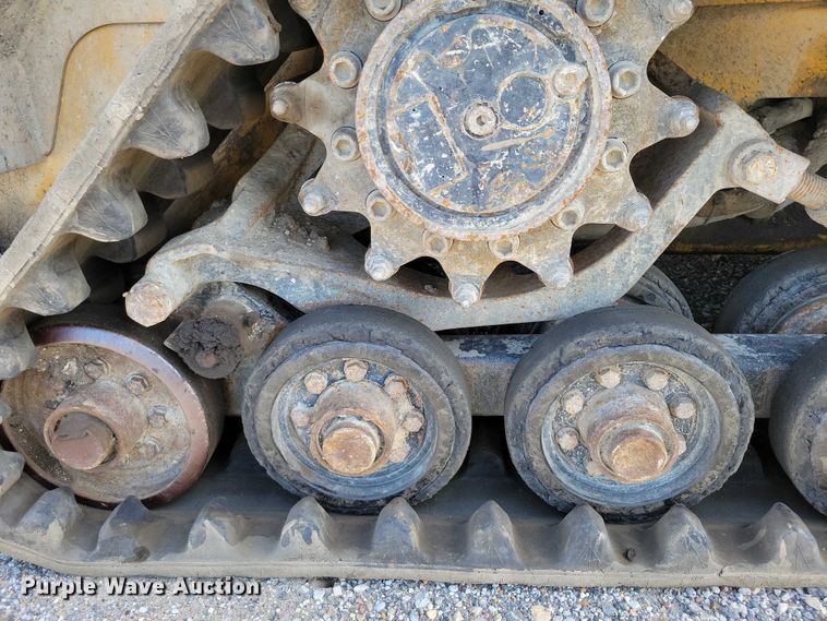 image for item DX7152 2009 Caterpillar 257B2 tracked skid steer loader