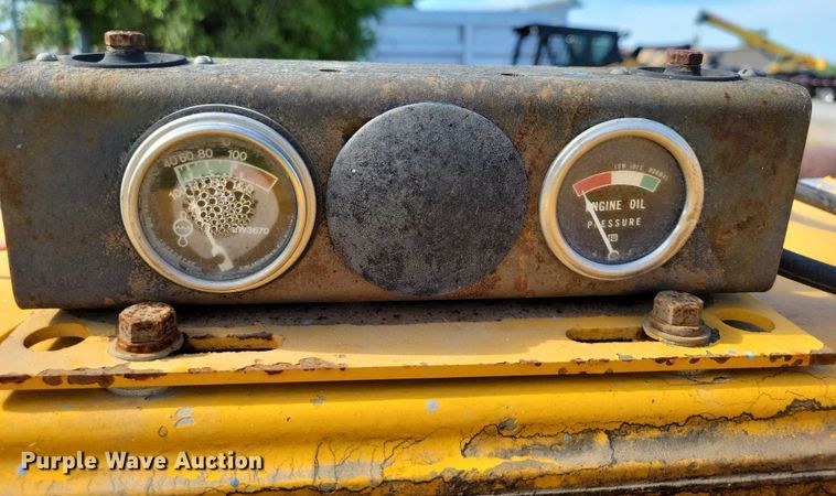 image for item DX7153 Caterpillar  D343 generator