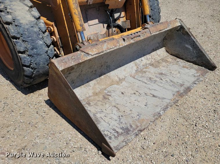 image for item DX7158 Case 465 skid steer loader