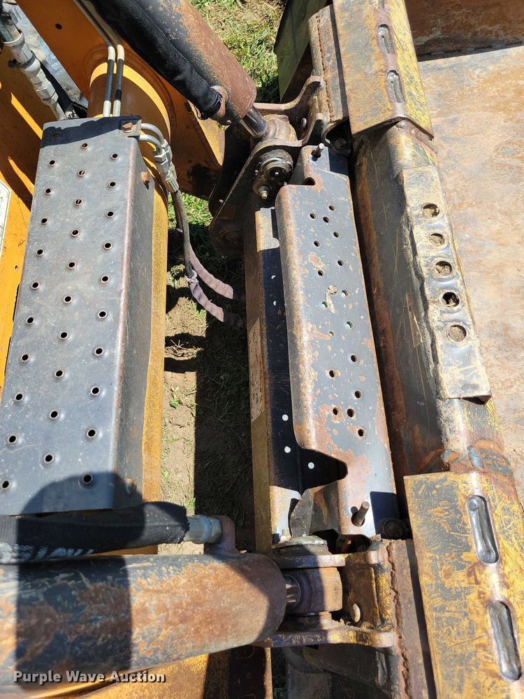 image for item DX7159 2018 Case TR310 tracked skid steer loader