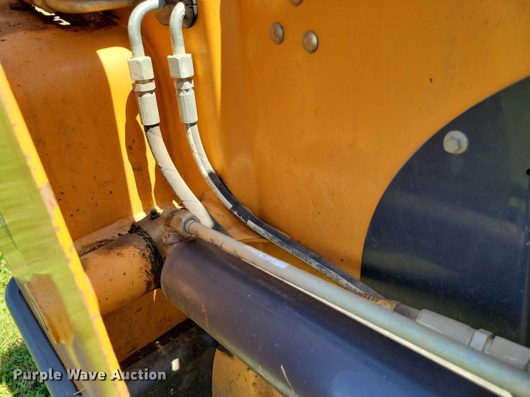 image for item DX7159 2018 Case TR310 tracked skid steer loader