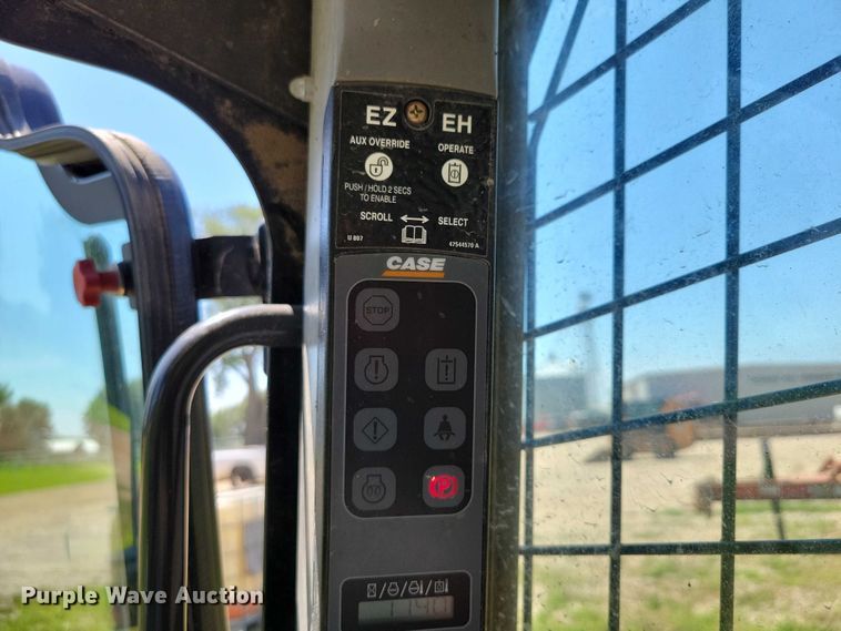 image for item DX7159 2018 Case TR310 tracked skid steer loader