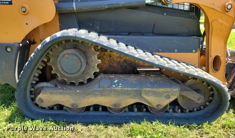 image for item DX7159 2018 Case TR310 tracked skid steer loader