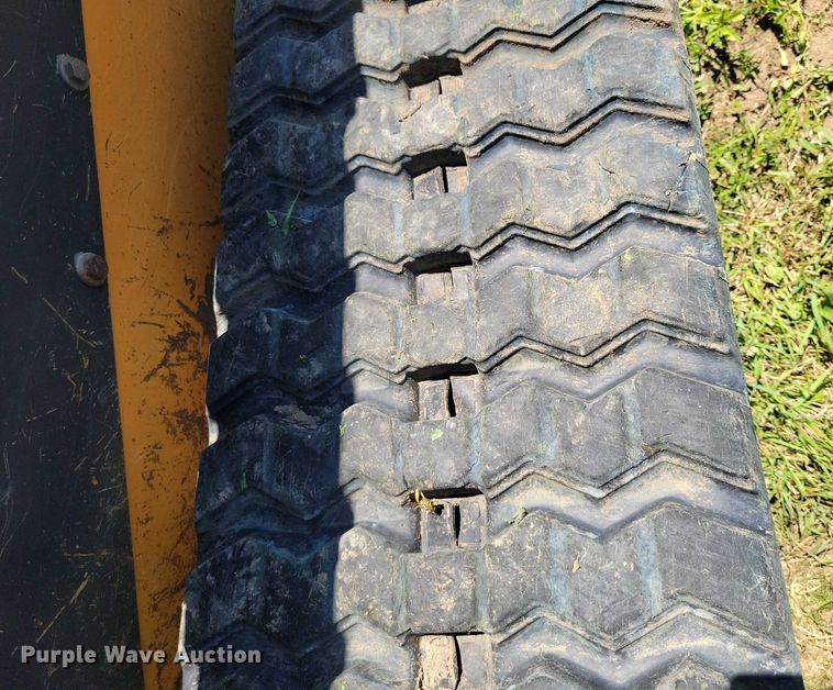 image for item DX7159 2018 Case TR310 tracked skid steer loader