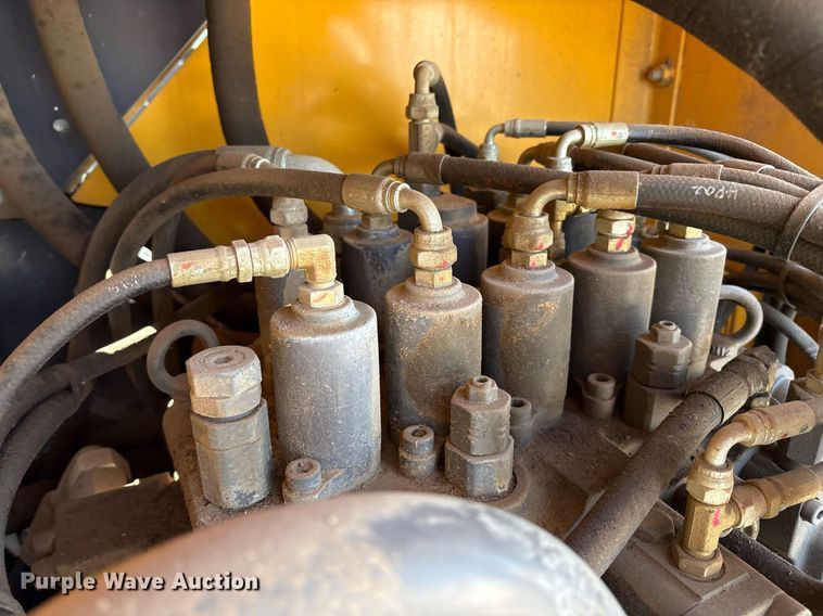 image for item DX8039 2014 Volvo ECR305CL excavator