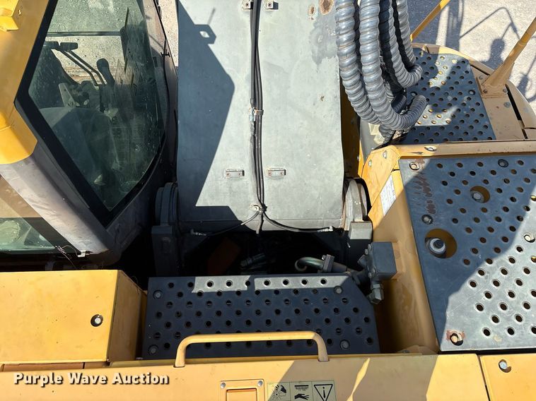 image for item DX8039 2014 Volvo ECR305CL excavator