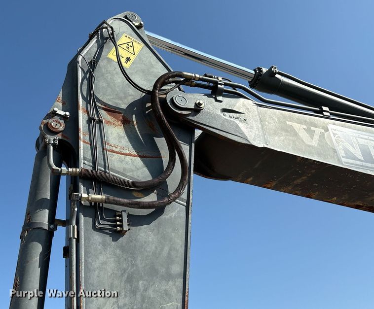 image for item DX8039 2014 Volvo ECR305CL excavator