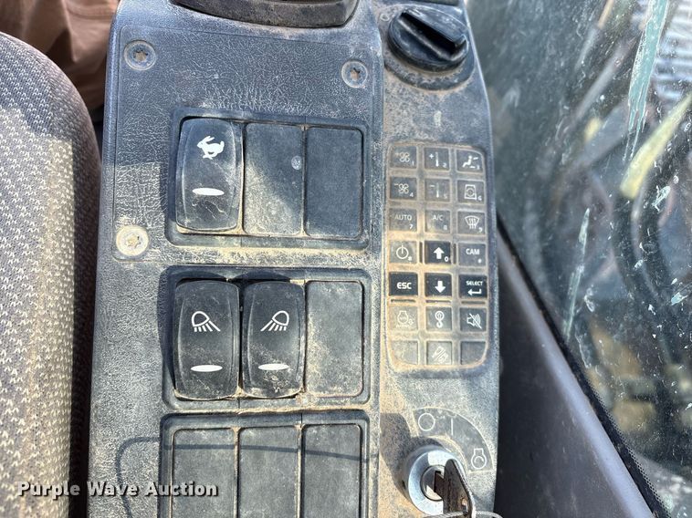 image for item DX8039 2014 Volvo ECR305CL excavator