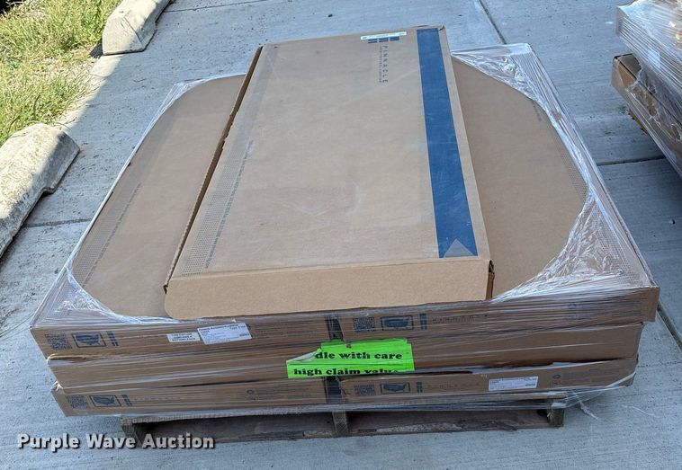 image for item DX8040 (7)  light fixtures 