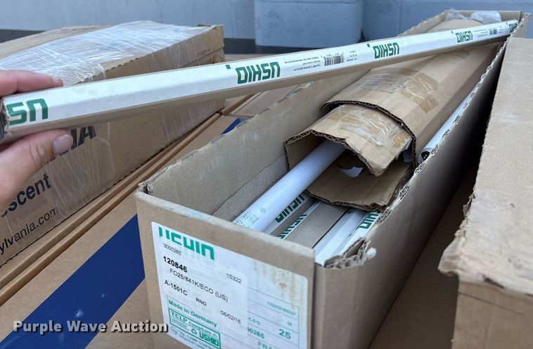 image for item DX8041 (2) pallets of light fixtures  