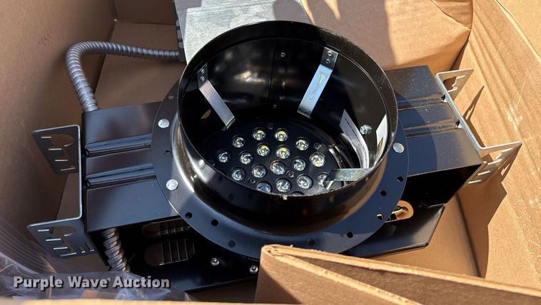 image for item DX8043 Light fixture