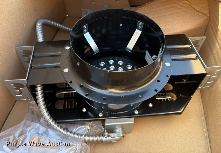 image for item DX8043 Light fixture