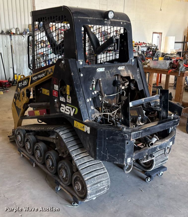 image for item DX8044 2019 ASV RT-25 tracked skid steer loader