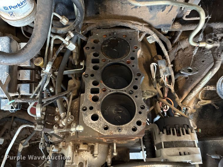 image for item DX8044 2019 ASV RT-25 tracked skid steer loader