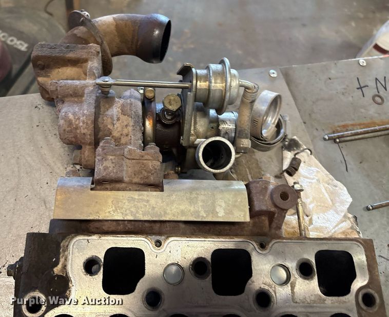 image for item DX8044 2019 ASV RT-25 tracked skid steer loader